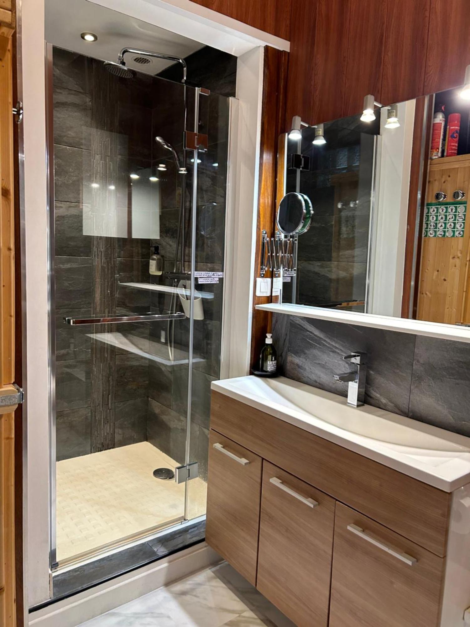 Havre Cosy Avec Sauna Apartment